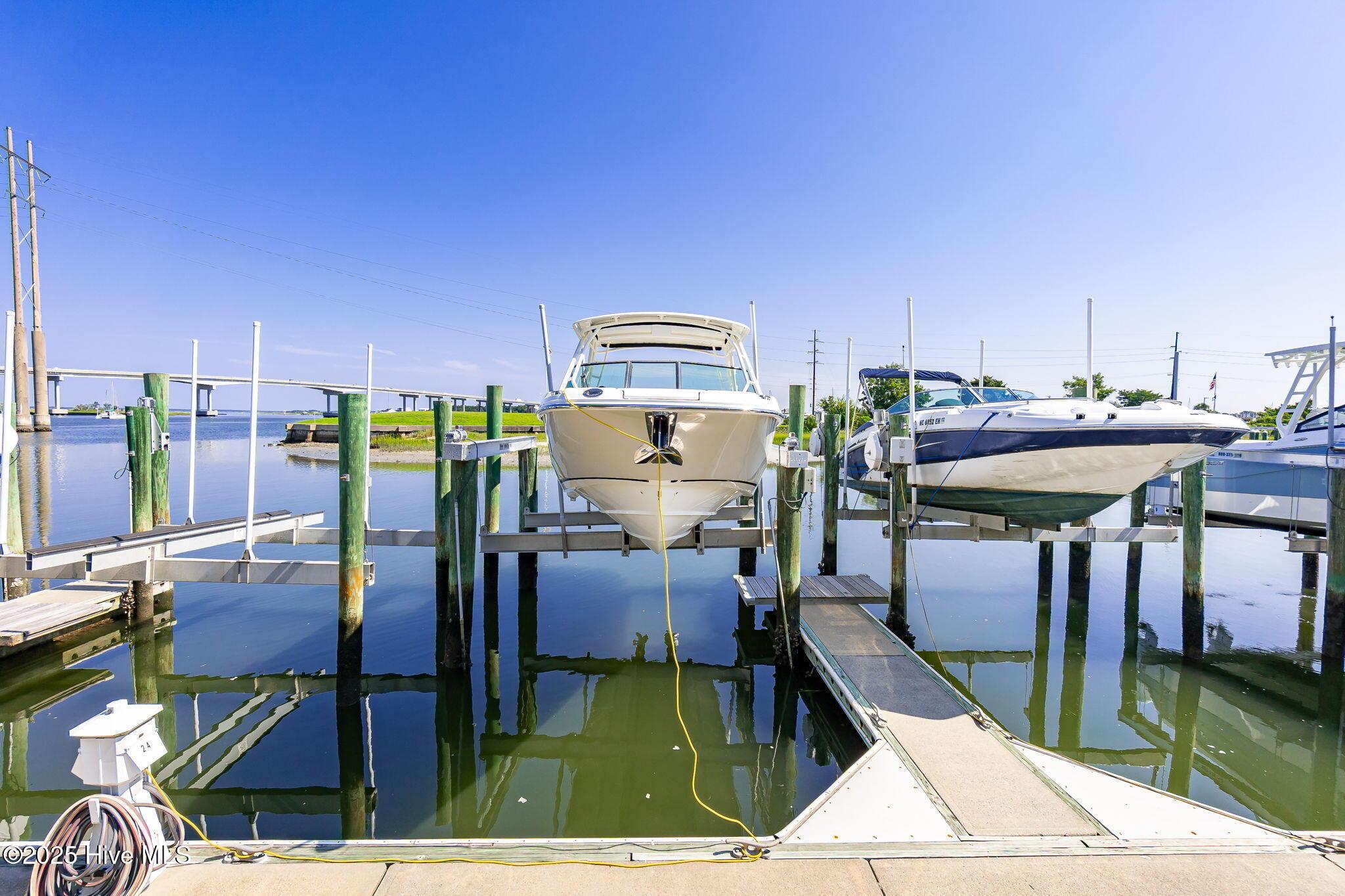 Image 4: Boat Slip #24