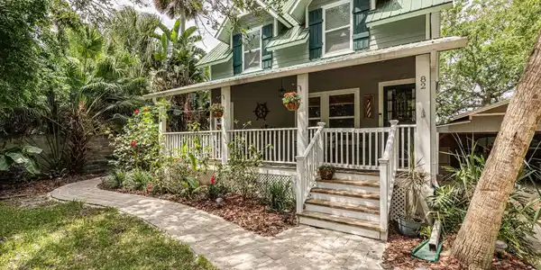 82 MAGNOLIA Drive