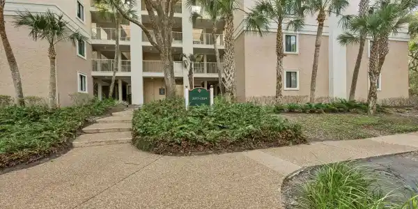 2014 BEACH WOOD Road