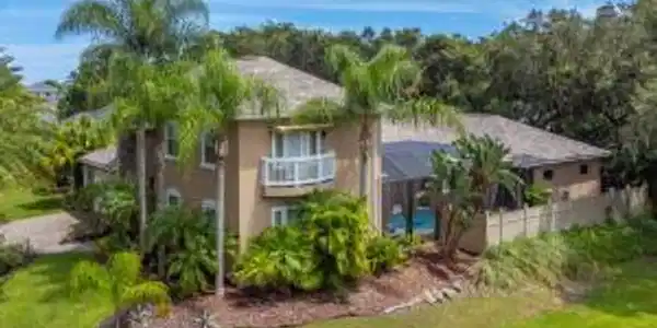 113 GRAND OAKS DR