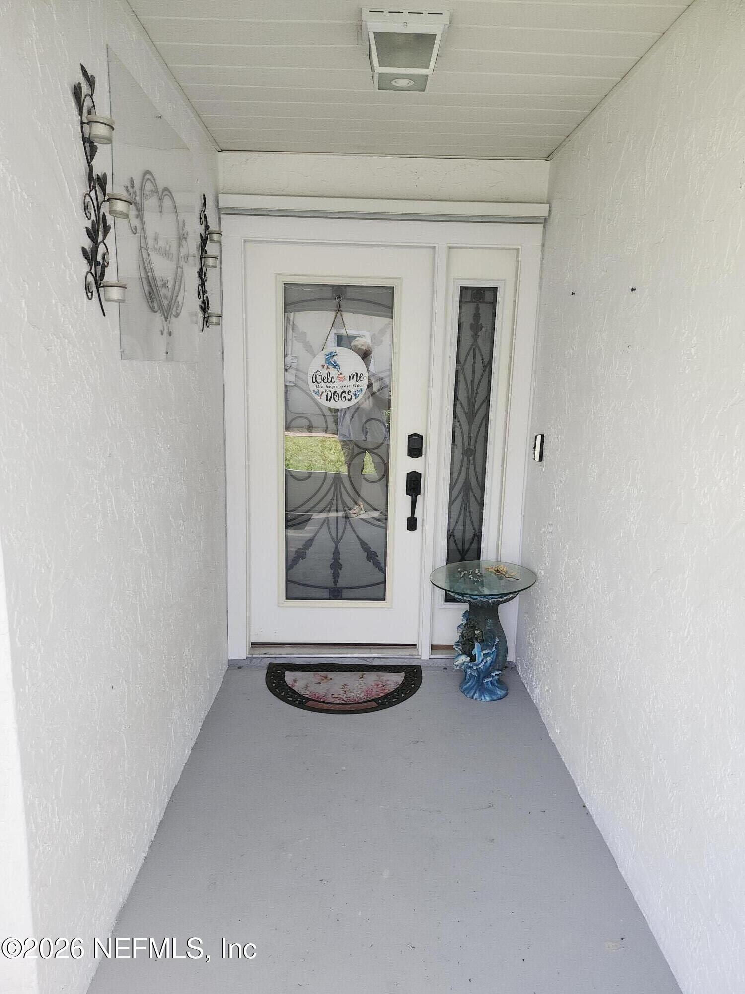 Image 3: Front door