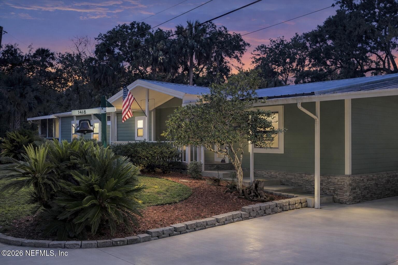 Image 1: 8F89D87C-5CE8-45A6-90A4-8C18BD24FFA7