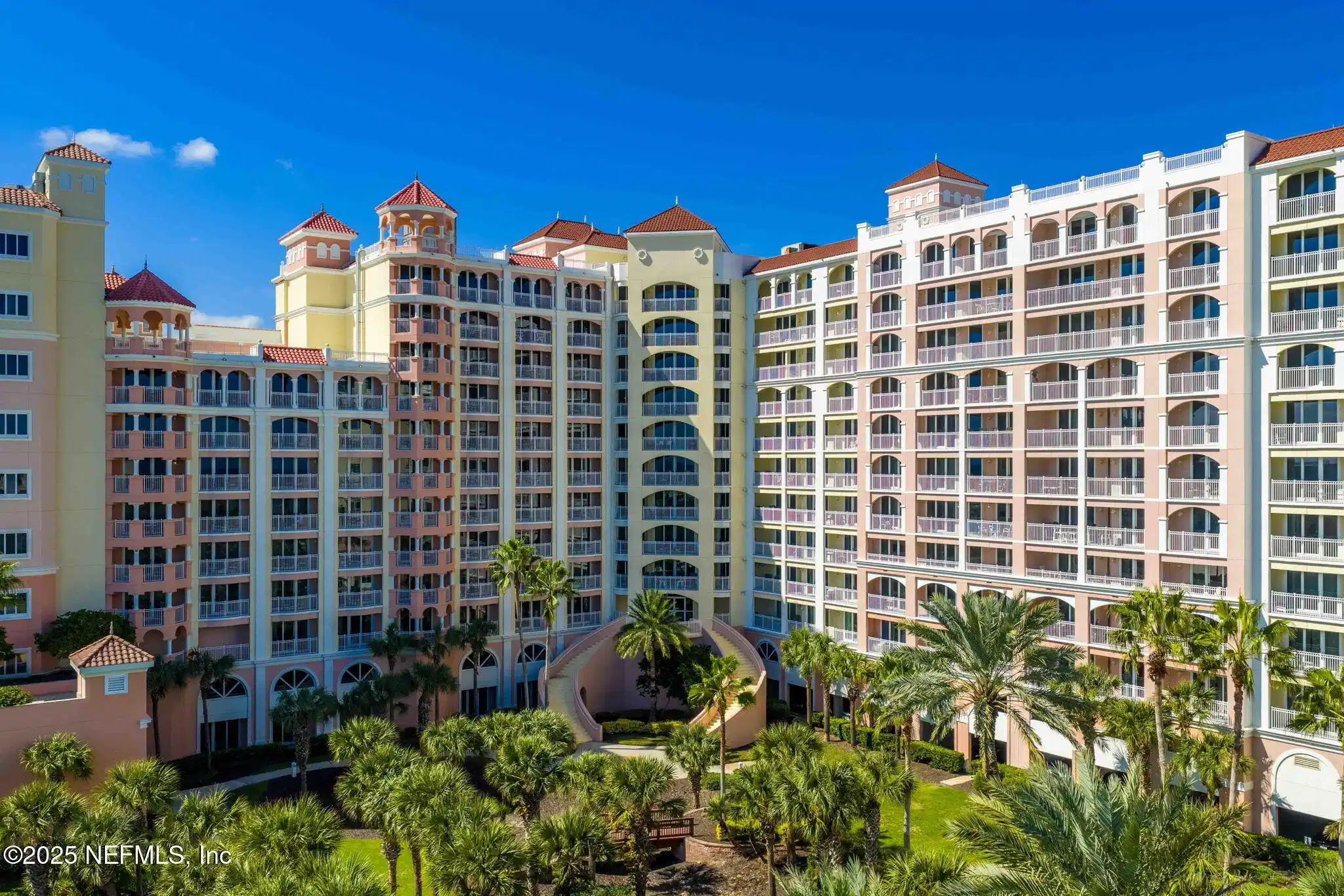 Image 1: ISO 200 Ocean Crest Dr 313 Palm Coast FL