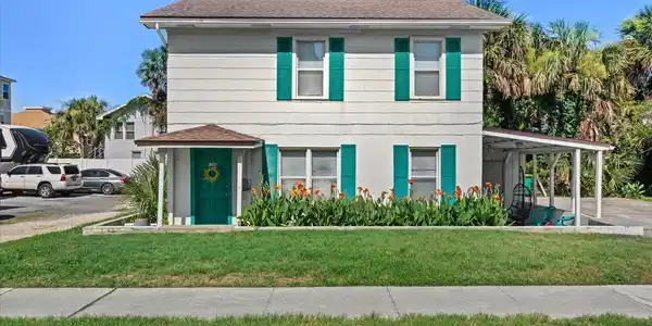 Image 3: Front Elevation
