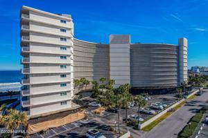 1601 OCEAN DR S