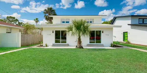 111 ARRICOLA AVE