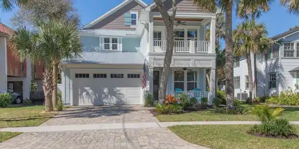 264 OCEAN Boulevard
