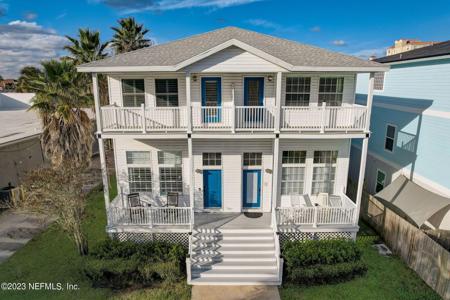 219 7TH Avenue S
