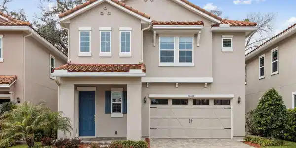 96067 ENCLAVE Manor