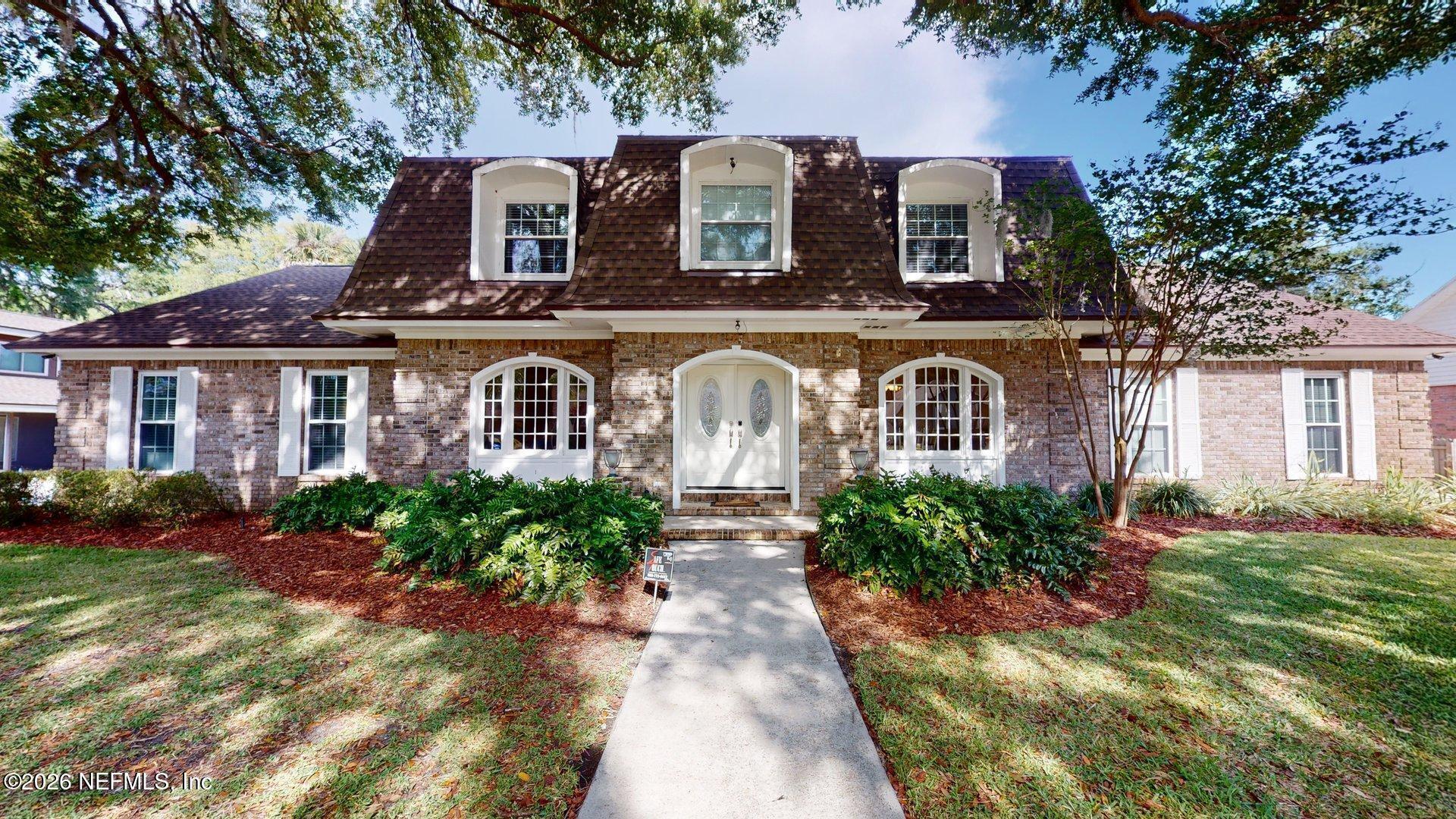 Image 2: Exterior Front