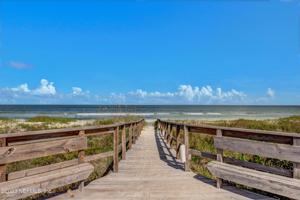 654 SUMMER PL