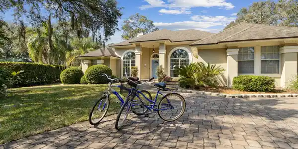 999 OCEAN BLUFF Drive