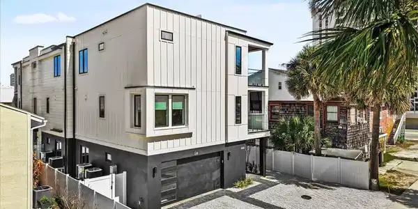 Image 2: Front Elevation Facing South