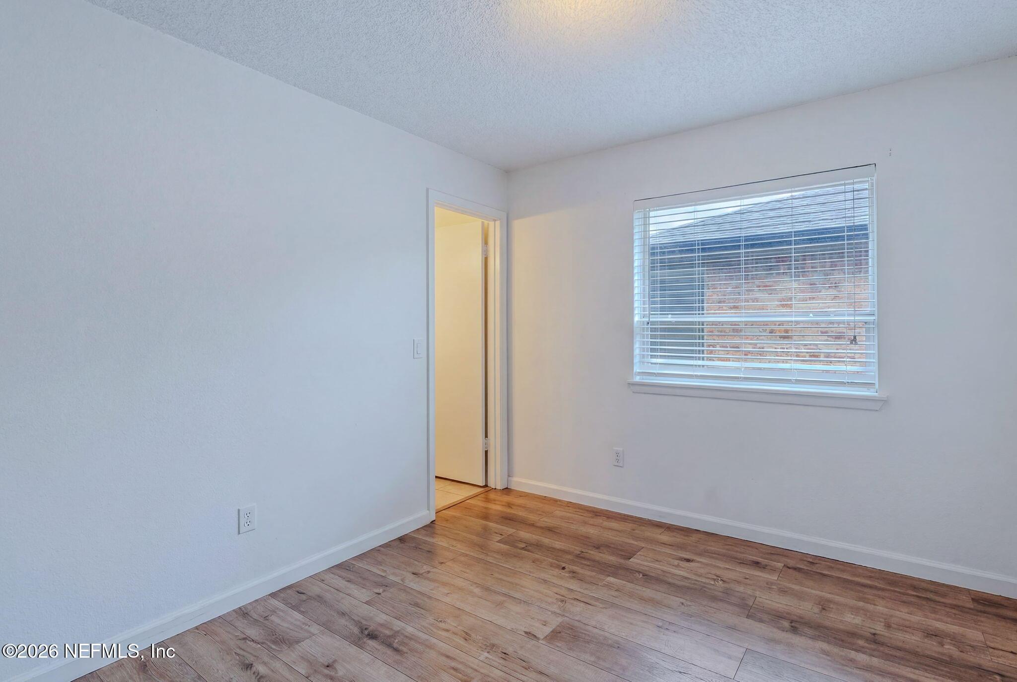 Image 4: Bedroom1