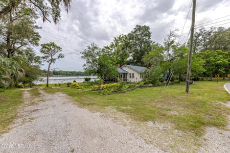 1257 CEDAR BAY Road
