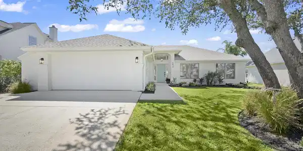 6413 PUTNAM Street