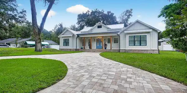 Image 2: 1416 Plantation Oaks Ln-5