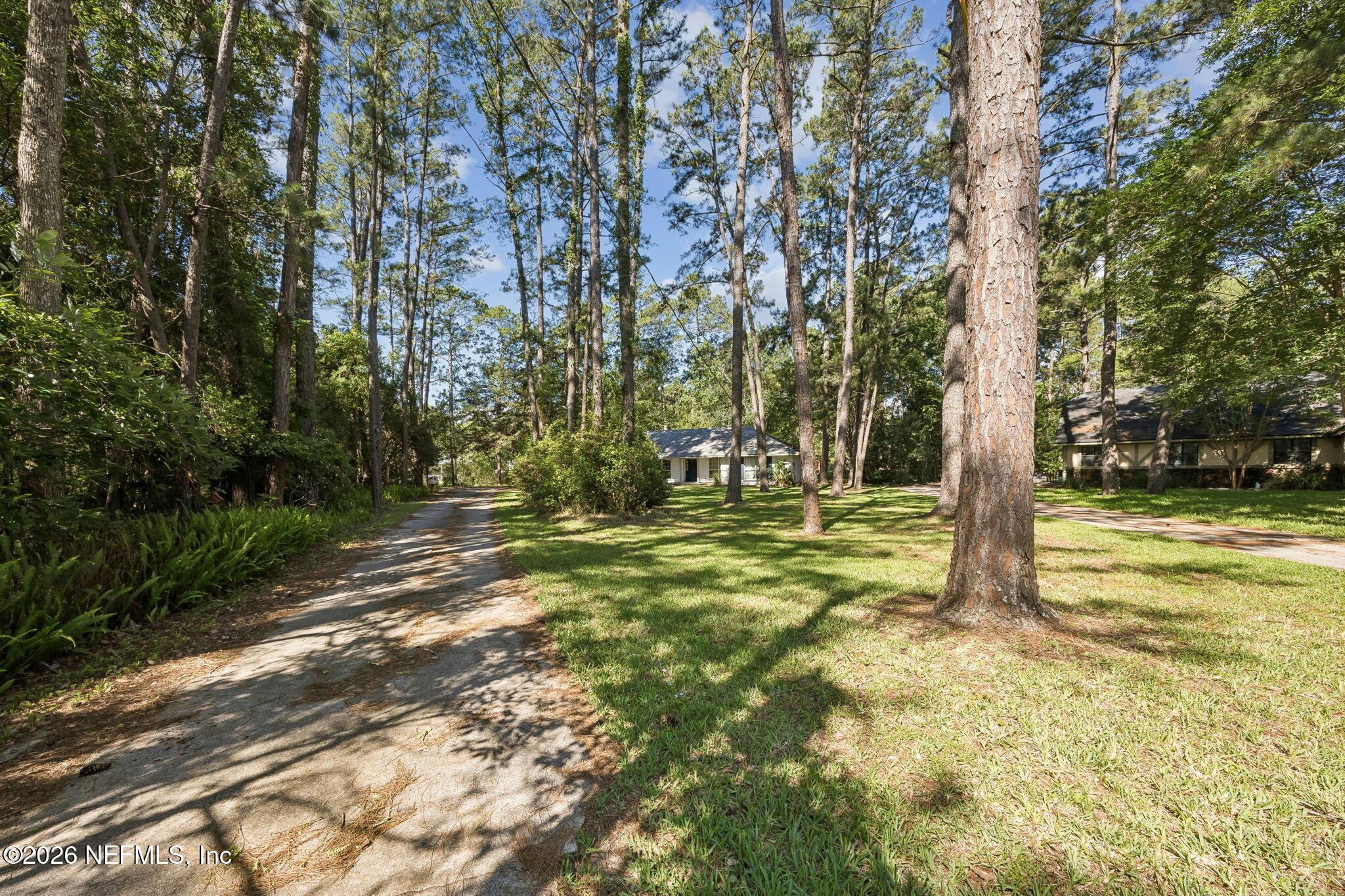 Image 2: With nearly 2 acres
