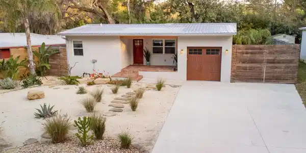 12 EUGENE Place