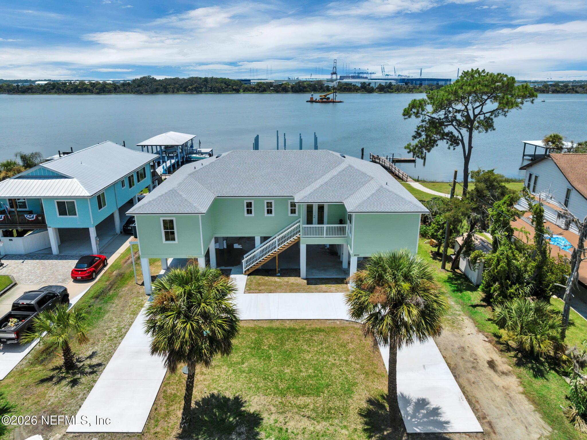 Image 1: 54-web-or-mls-6030 Heckscher Dr___054