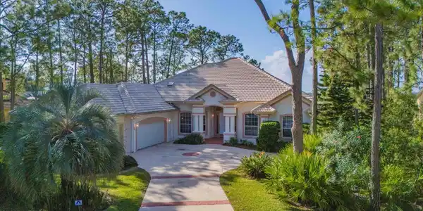 205 FIDDLERS POINT Drive