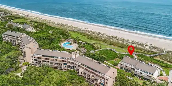 1185 BEACH WALKER Road