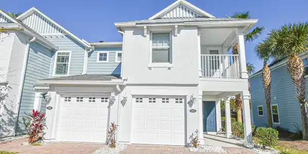 113 ISLANDER DR