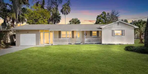 17 PALM Drive