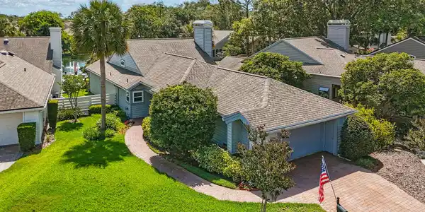 39 WALKERS RIDGE Drive