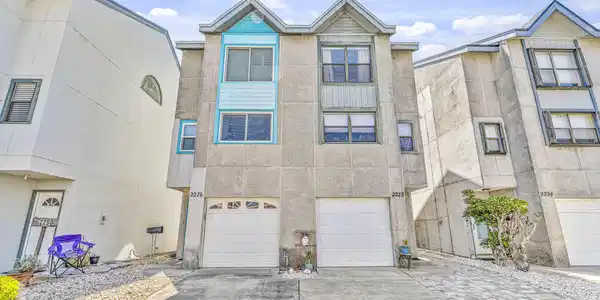 Image 3: Front Exterior of the Duplex
