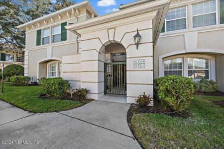 100 BERMUDA BAY Circle