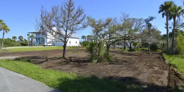 211 SPARTINA AVE
