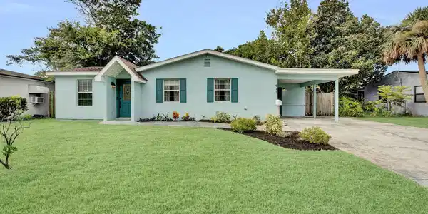 612 BARBARA Lane