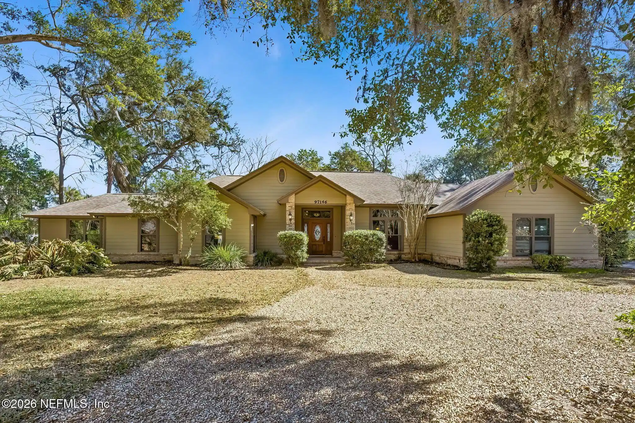 Image 1: One-acre WATERFRONT Estate