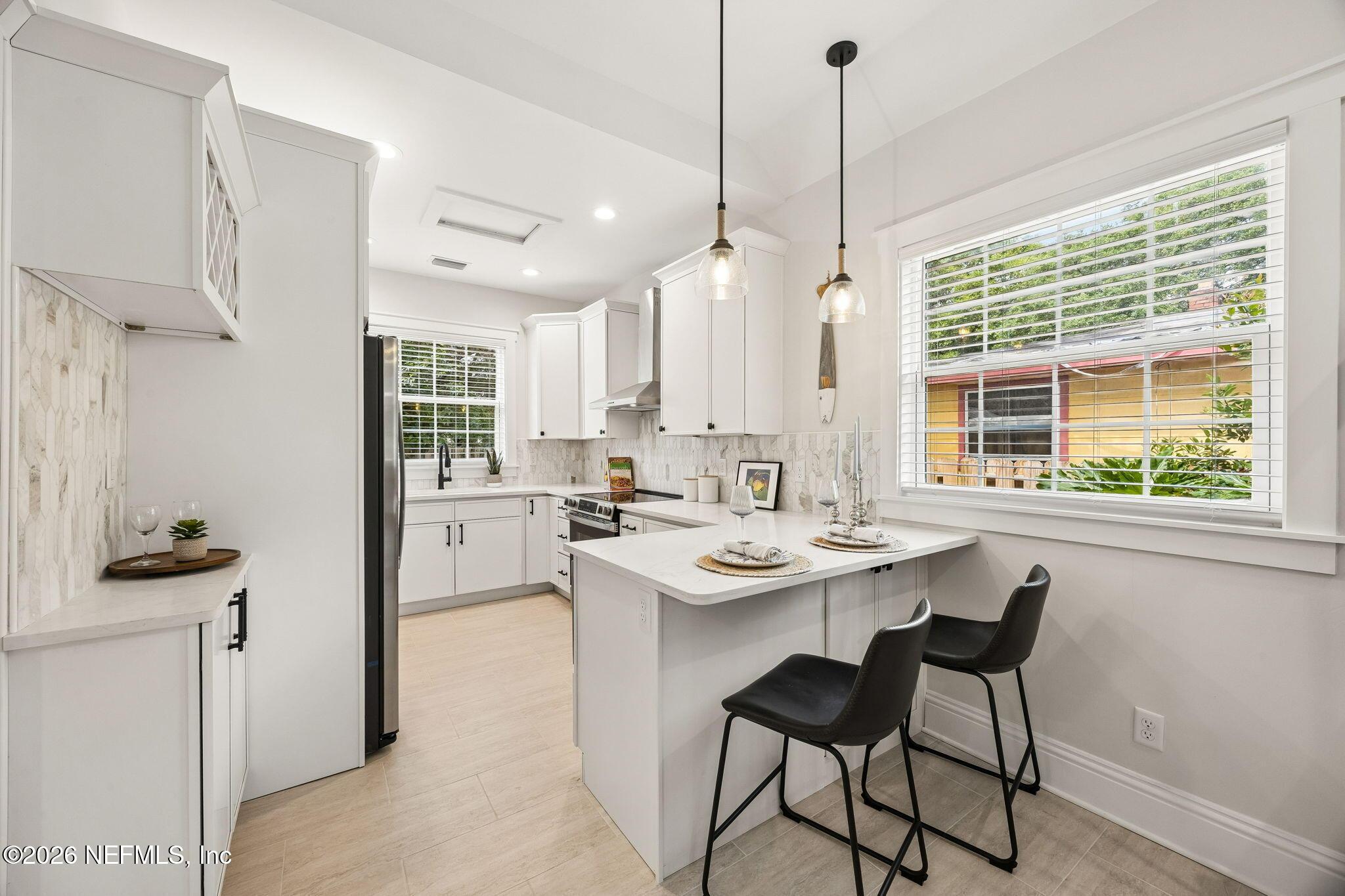 Image 2: 21-web-or-mls-21_1230 Beech St