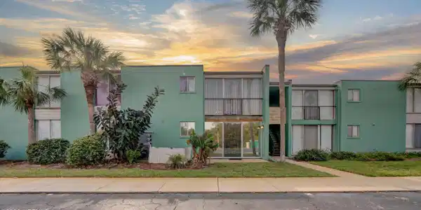 5500 OCEAN SHORE BLVD