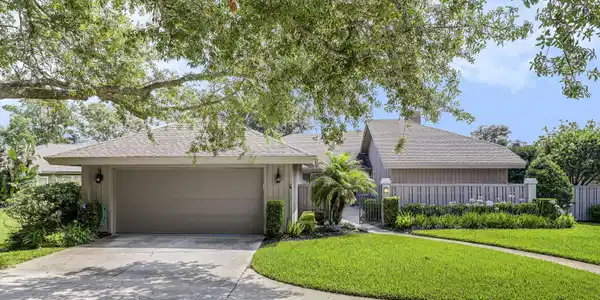 1 SANDPIPER Cove