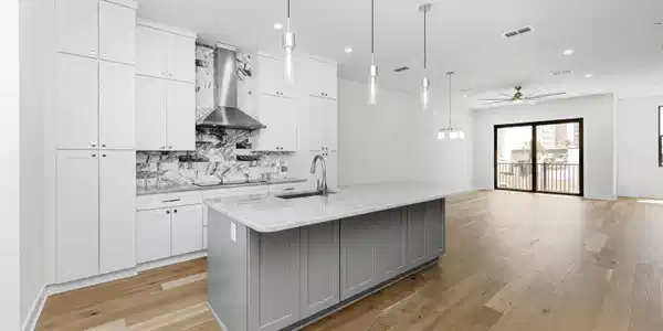 11 12TH Avenue S