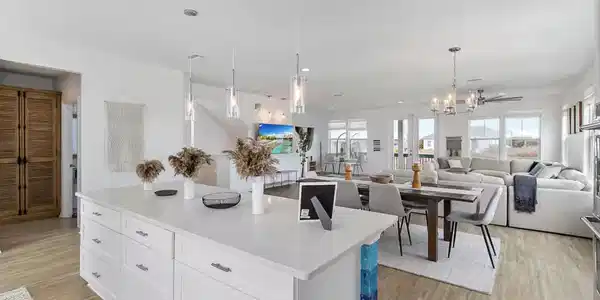 Image 4: kitchen 3