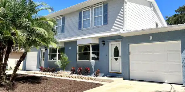 21 ATLANTIC OAKS CIR