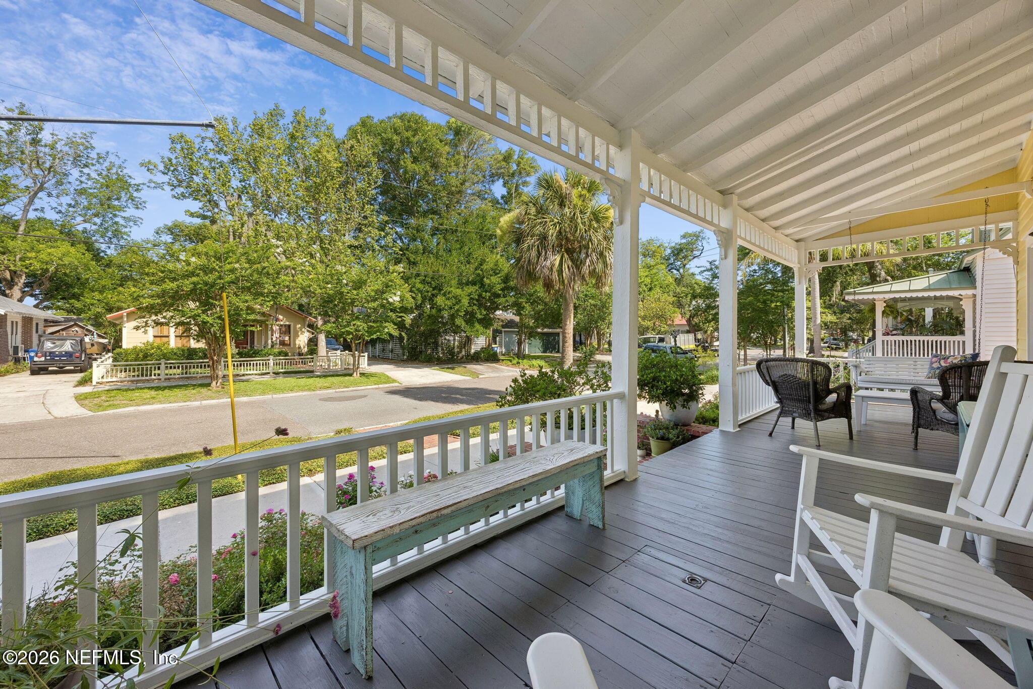 Image 3: 9-web-or-mls-212 S 6th St (8 of 87)