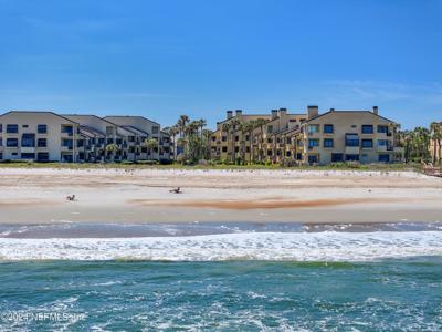 807 SPINNAKERS REACH Drive