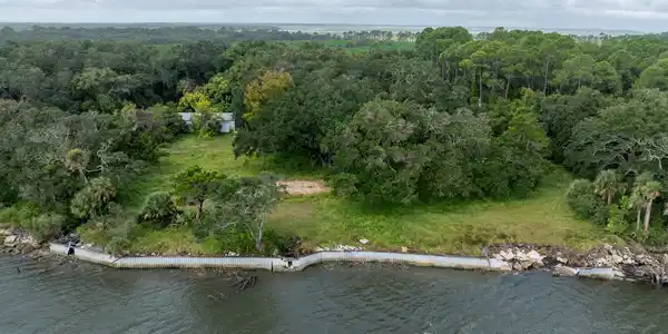 Image 3: 5_drone1-3