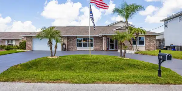 14 CLOVERDALE