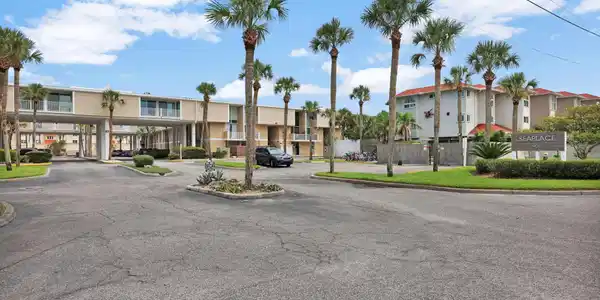 Image 4: 1-web-or-mls-901 Ocean Blvd 58_001