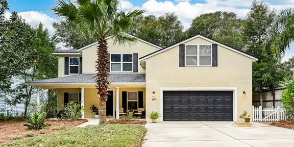 141 KINGS QUARRY LN