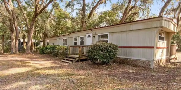 1414 IAN Drive