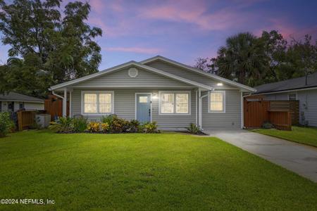 820 15TH Avenue S