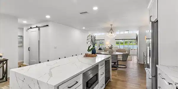 25 FISHERMANS COVE Road