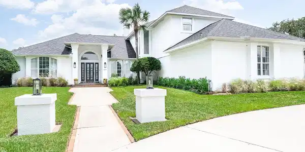426 MARSH POINT Circle